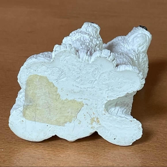 Resin Polar Bear Figurine - Picture 5 of 6